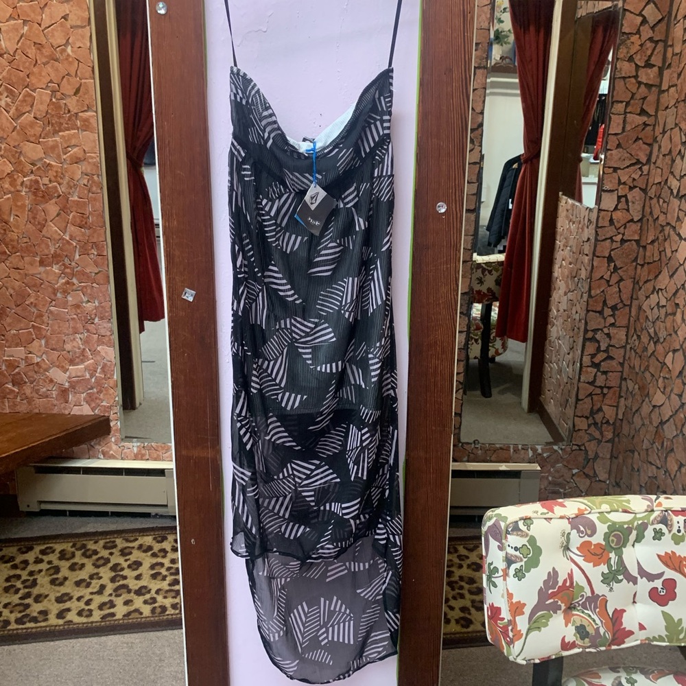 NWT Volcom Maxi Dress SIZE XS $85